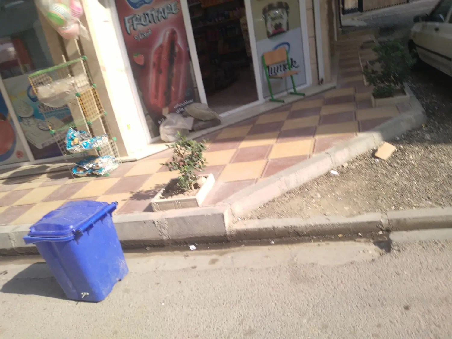 واگذاری سوپر مارکت با کل اجناس خرمدشت