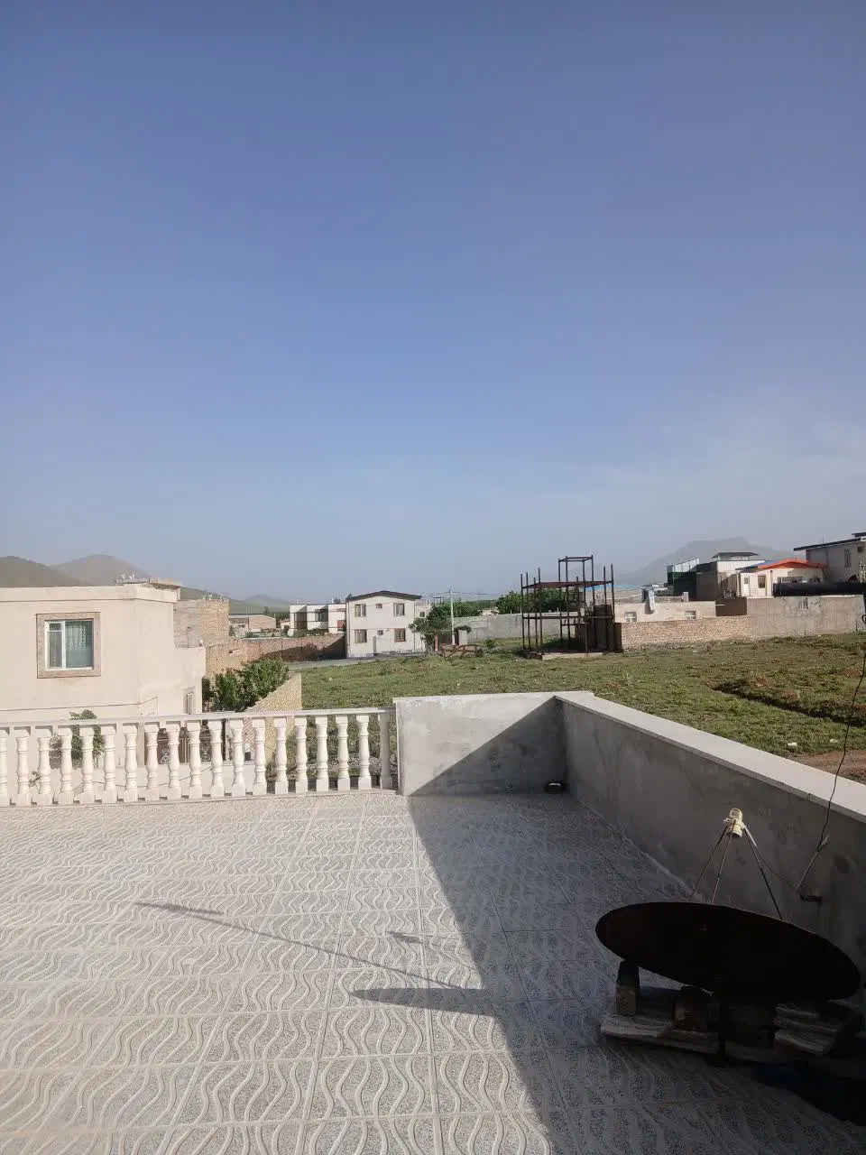 فروش یک و احد مسکونی مستقل 230 متری