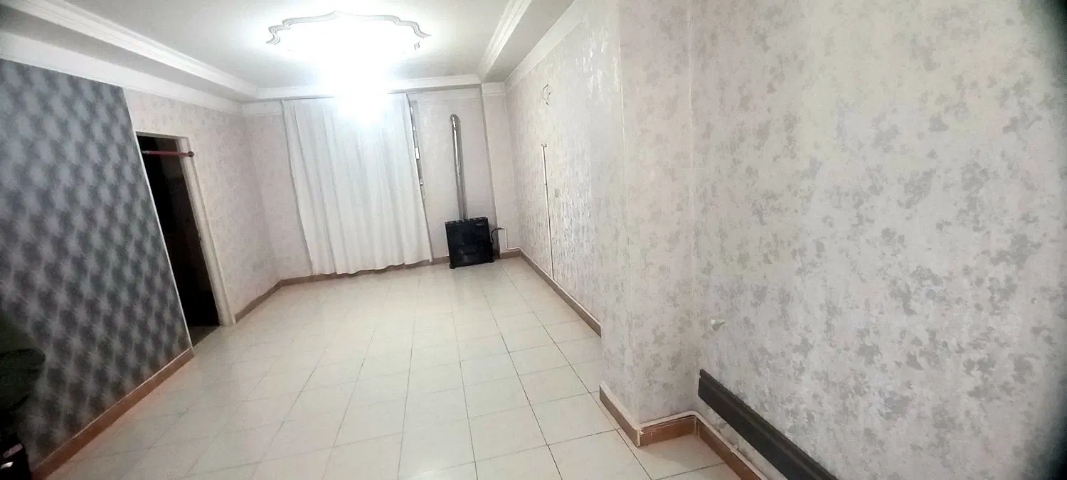 آپارتمان ۵۰ متری طبقه ۳ با آسانسور