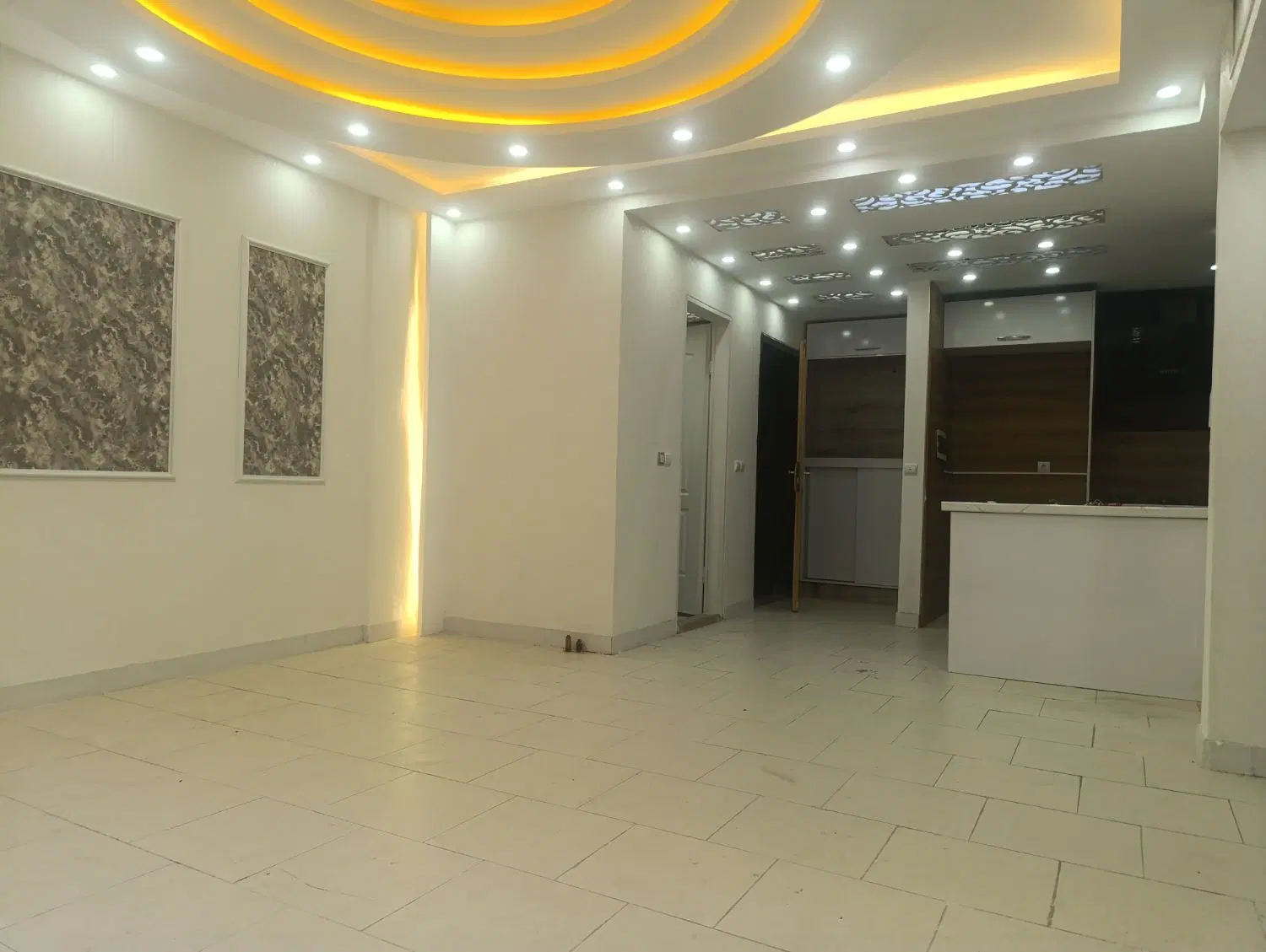 پرند اپارتمان 90متری لوکس نگهبانی دار بلوار بعثت