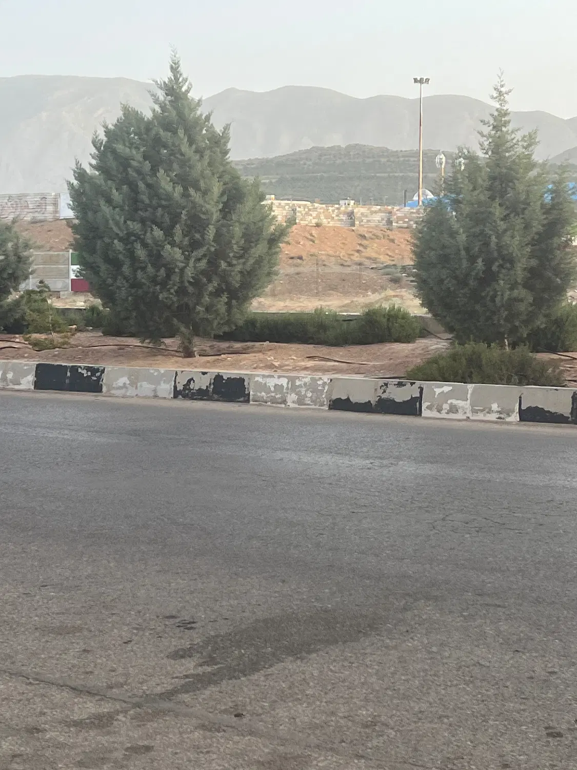 فروش زمین ۲۰۰ متر بر خیابان شهرک گلستان پیام نور