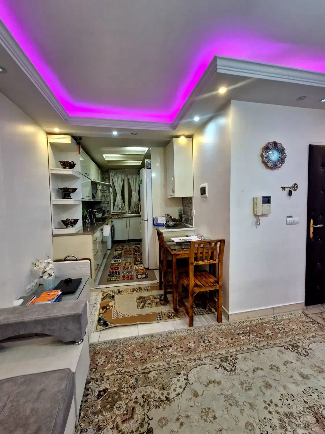 51 متر تکخواب با پارکینگ غیر مزاحم