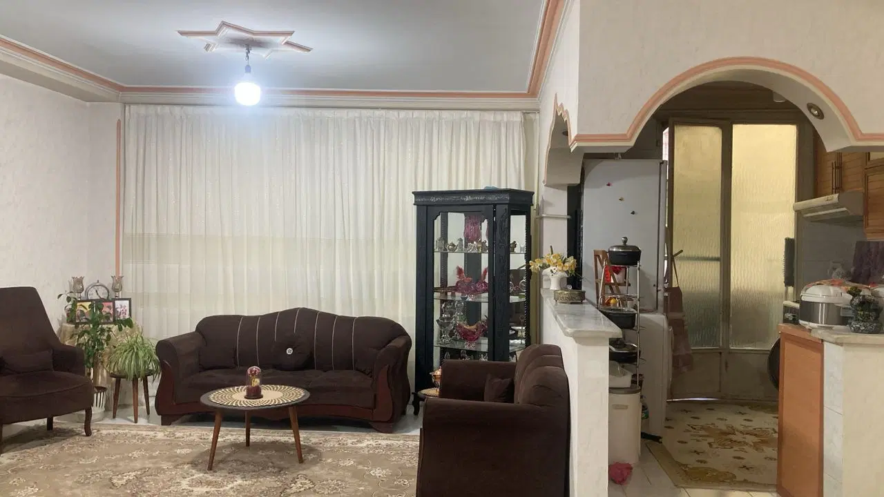 آپارتمان کم واحد رو به نما