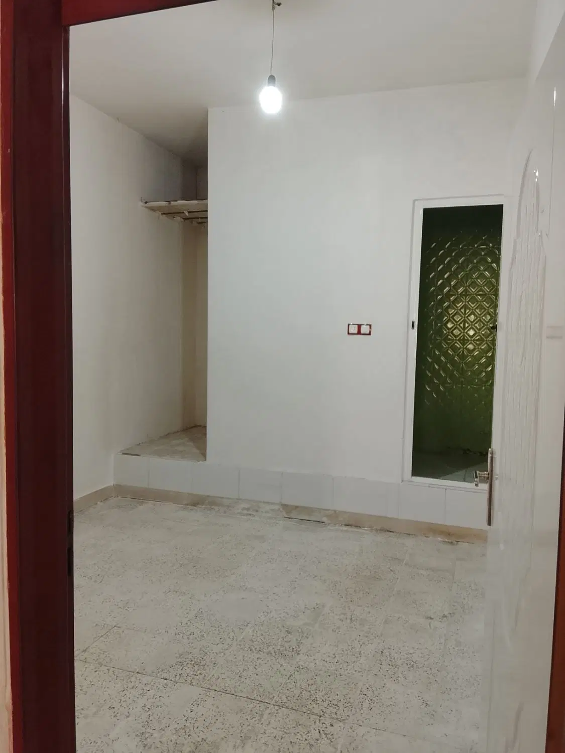 اجاره داده میشود شیرودی دوشنبه بازار لاله 12