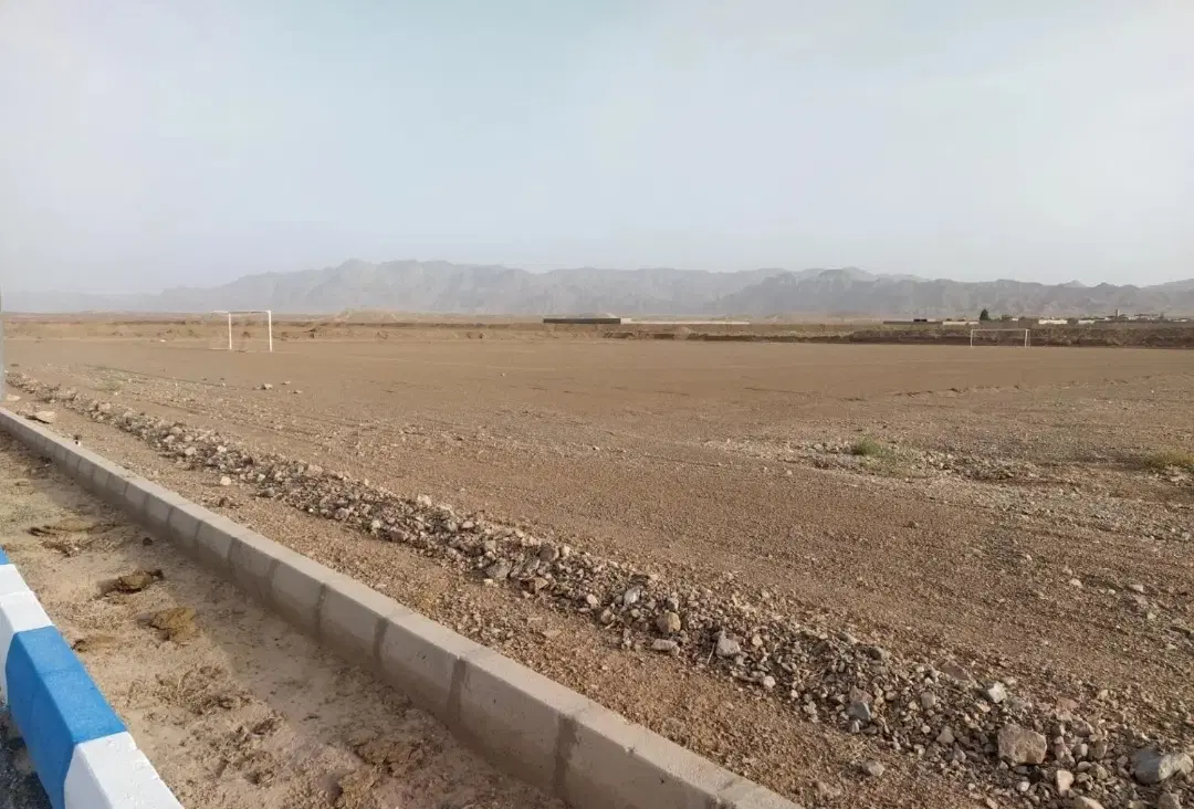 زمین های ۷۰۰ الی ۱۵۰۰ متری