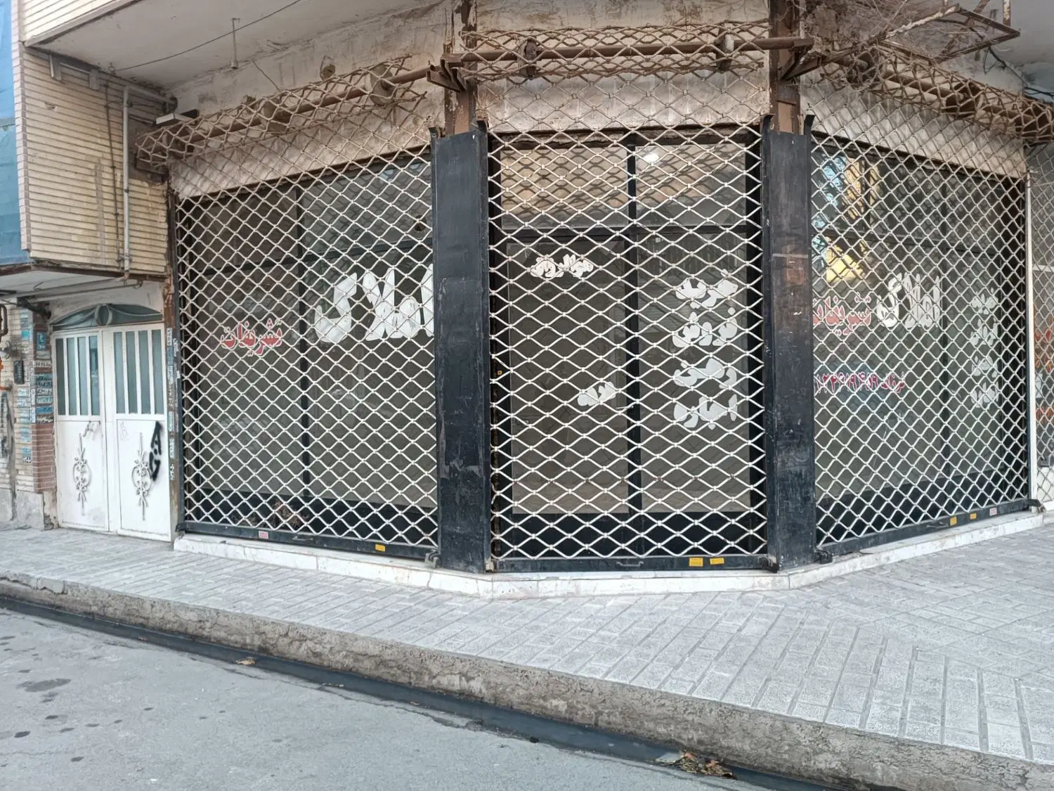 مغازه دونبش پاخور عالی با قیمت مناسب