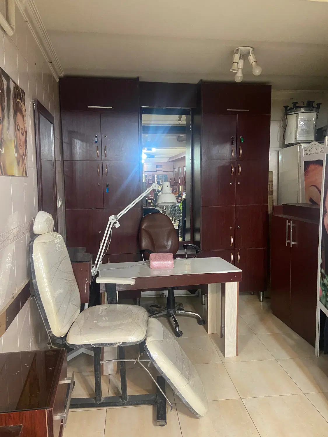 اجاره صندلی ناخن و مژه