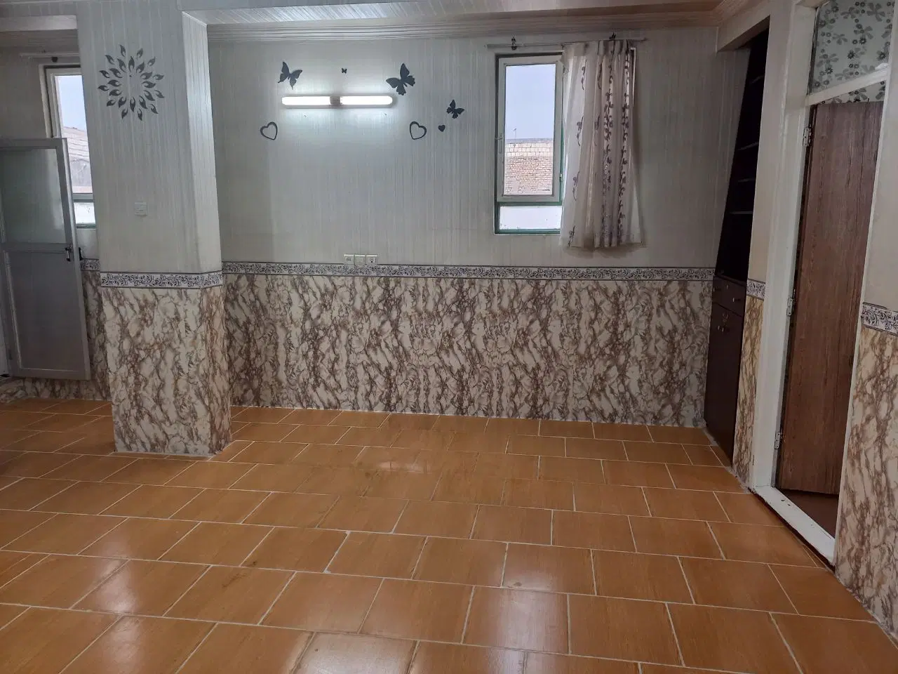 طبقه بالا دو خواب دربست