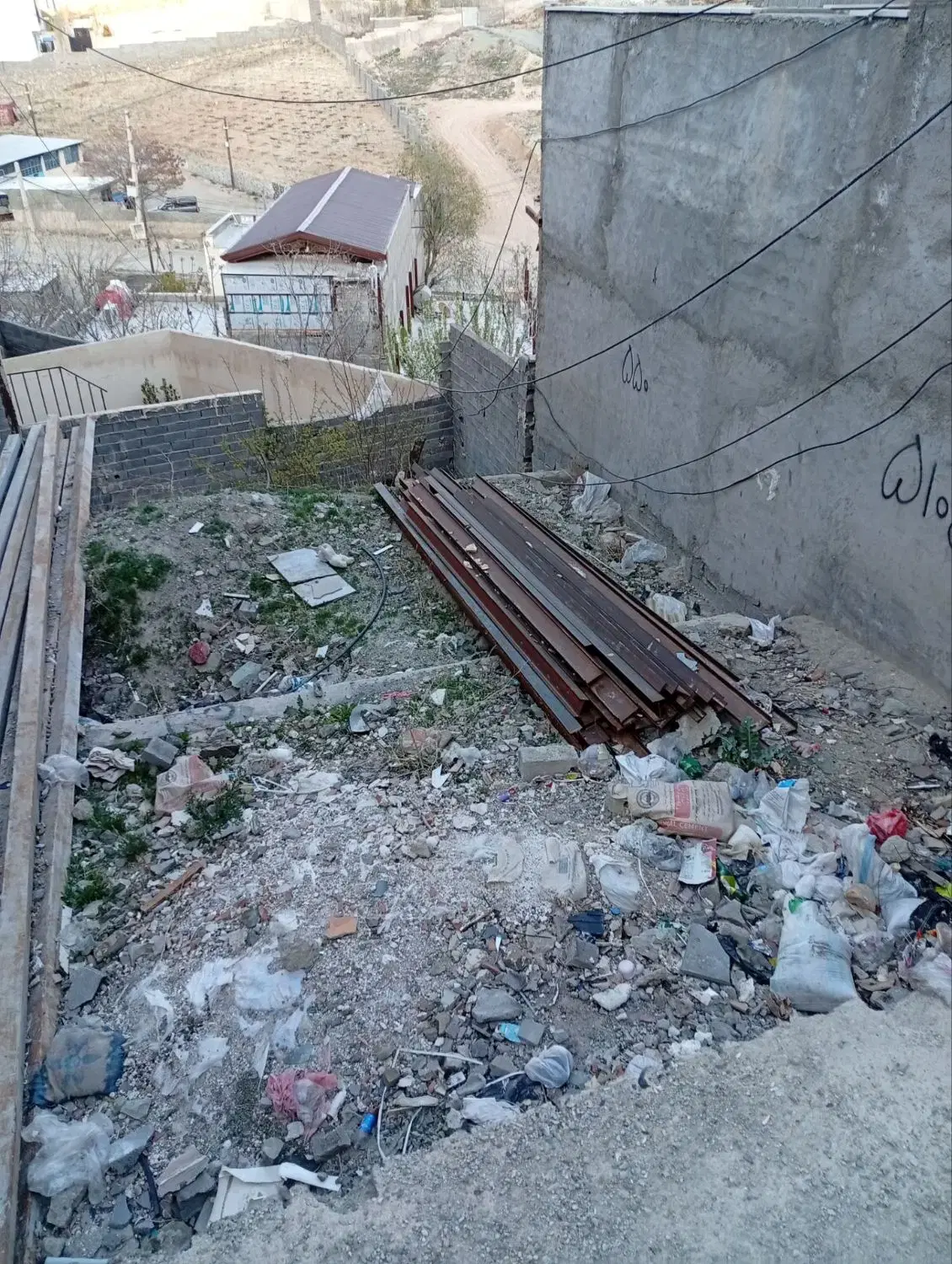 زمین نقلی