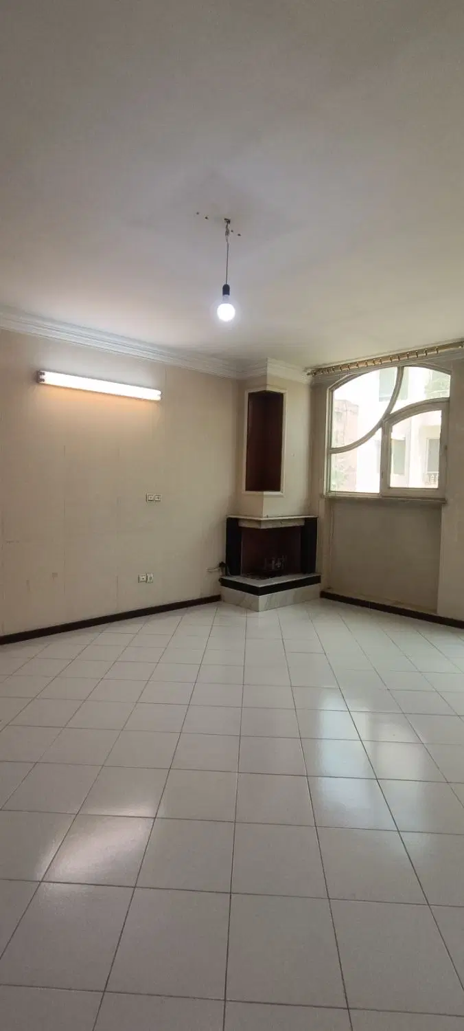 آپارتمان ۹۰ متری طبقه دوم دو خواب