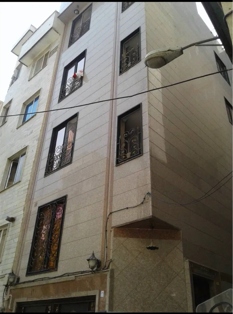 ۶۰ متری با پارکینگ تک واحد زیر قیمت