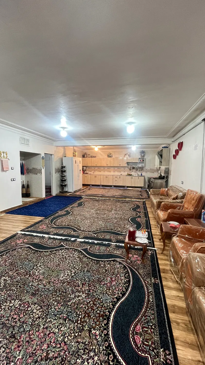 ۱۶۲ متر خانه ی ویلایی دو طبقه بنیادمسکن گلدشت غربی