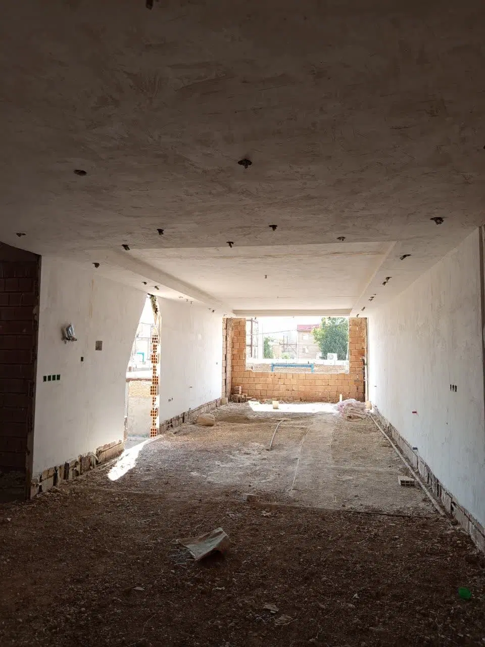 خانه مسکونی دوطبقه