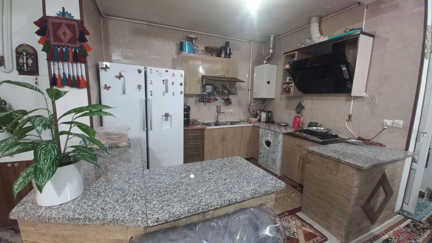 منظریه محله37_ 90متری_دوخوابه_طبقه سوم_آسانسور