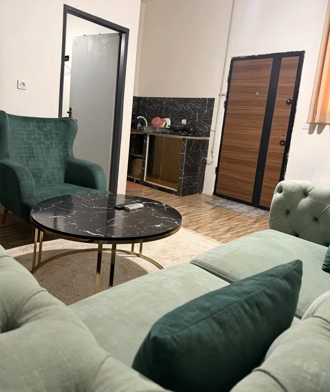 سوییت آپارتمان تک خواب نوساز در ساری