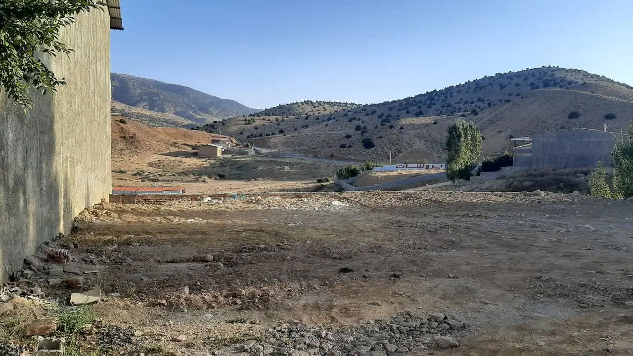 زمین چهارباغ