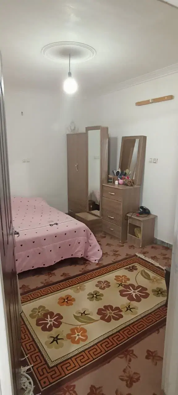 اجاره واحد مسکونی در بخشی میدان لاله