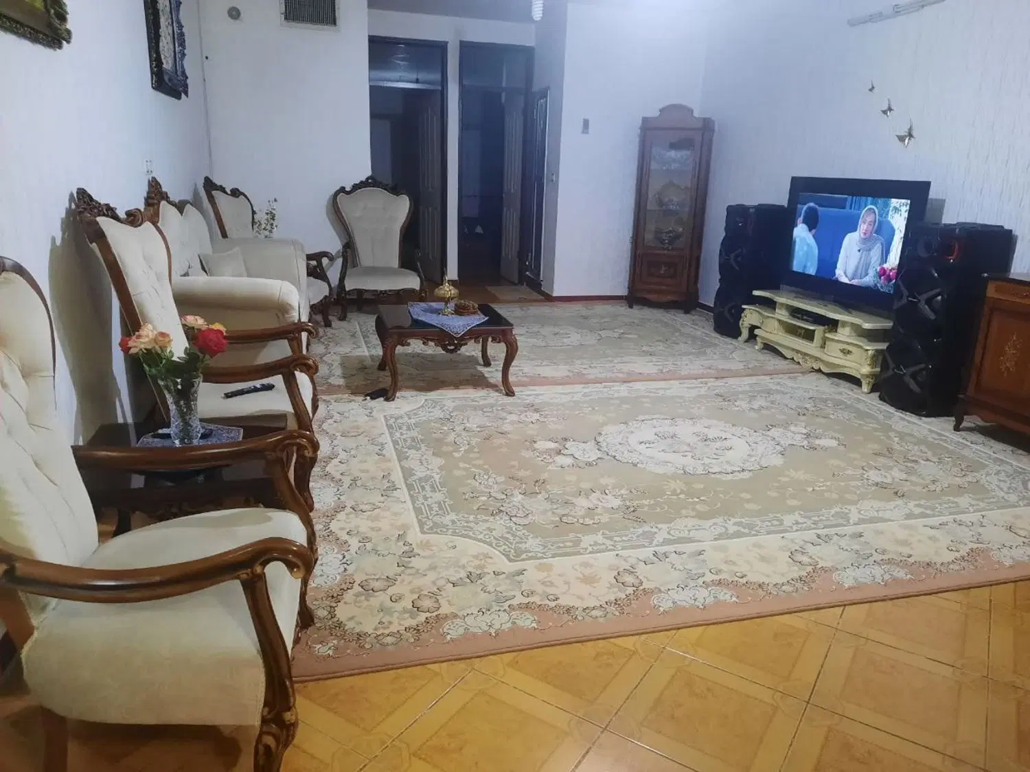 آپارتمان ۸۰متری قنات نصر۳