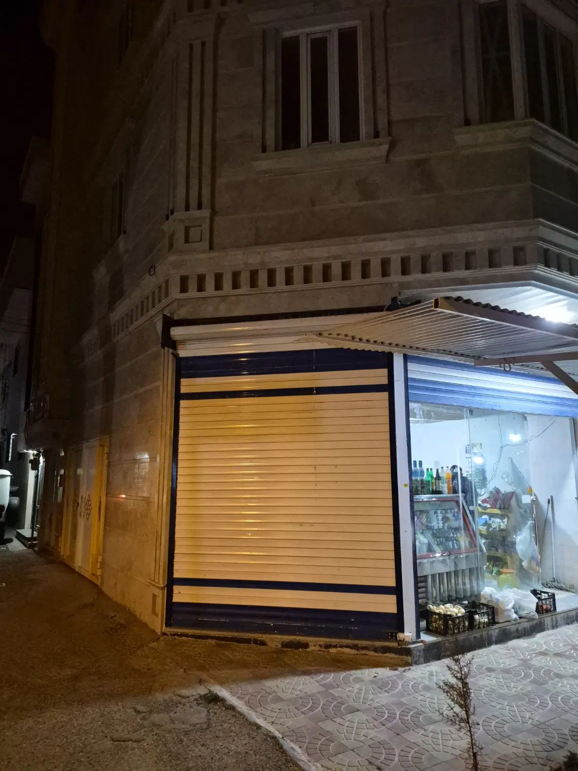 اجاره مغازه دو باب مغازه در کوی پاسداران