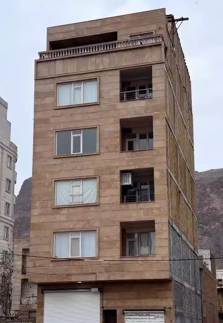 فروش شهرک‌شهرداری_پرداخت چکی_۱۶۶متر_شرایطی