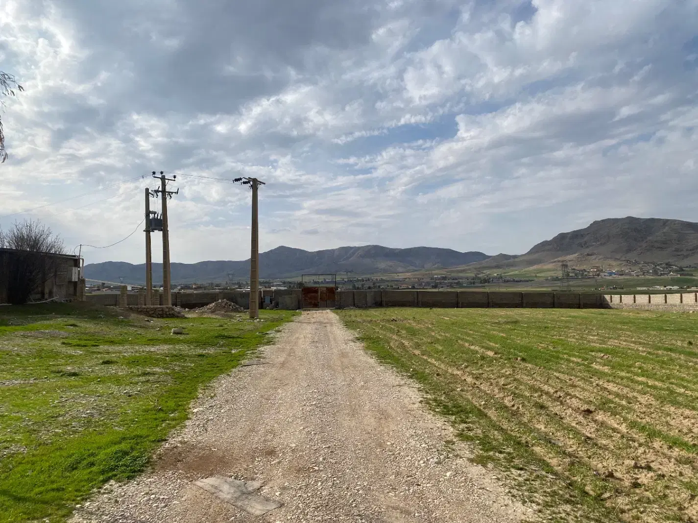 فروش مرغداری ۲۰ هزار تایی