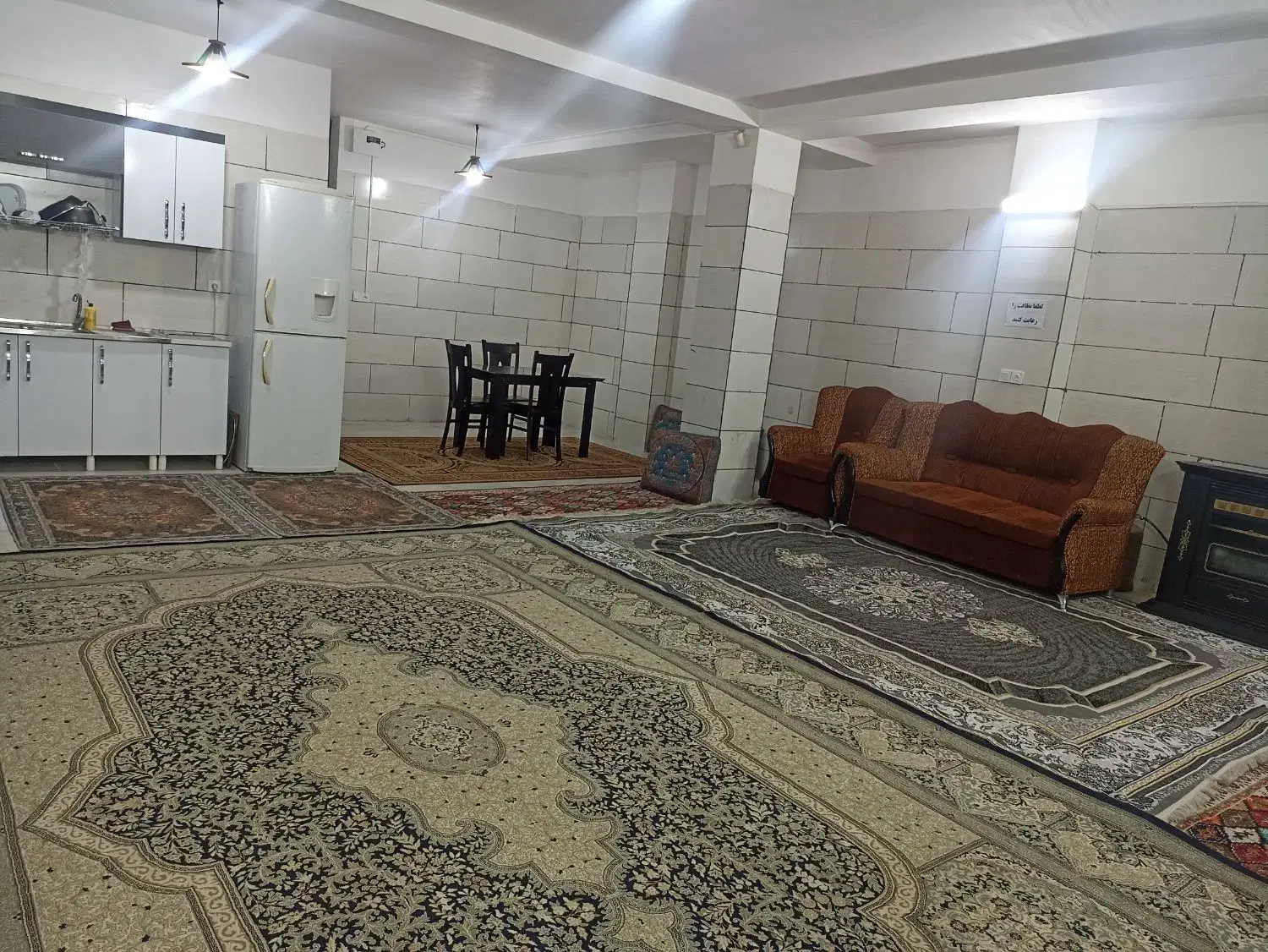 اجاره ویلا. خونه باغ روزانه در ماهان