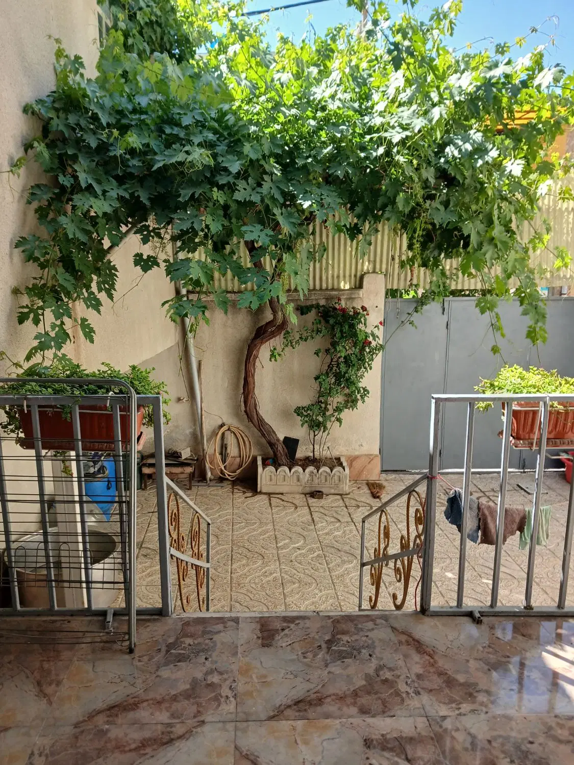 خانه ویلایی دربست.۱۰۵متر.دشت بهشت