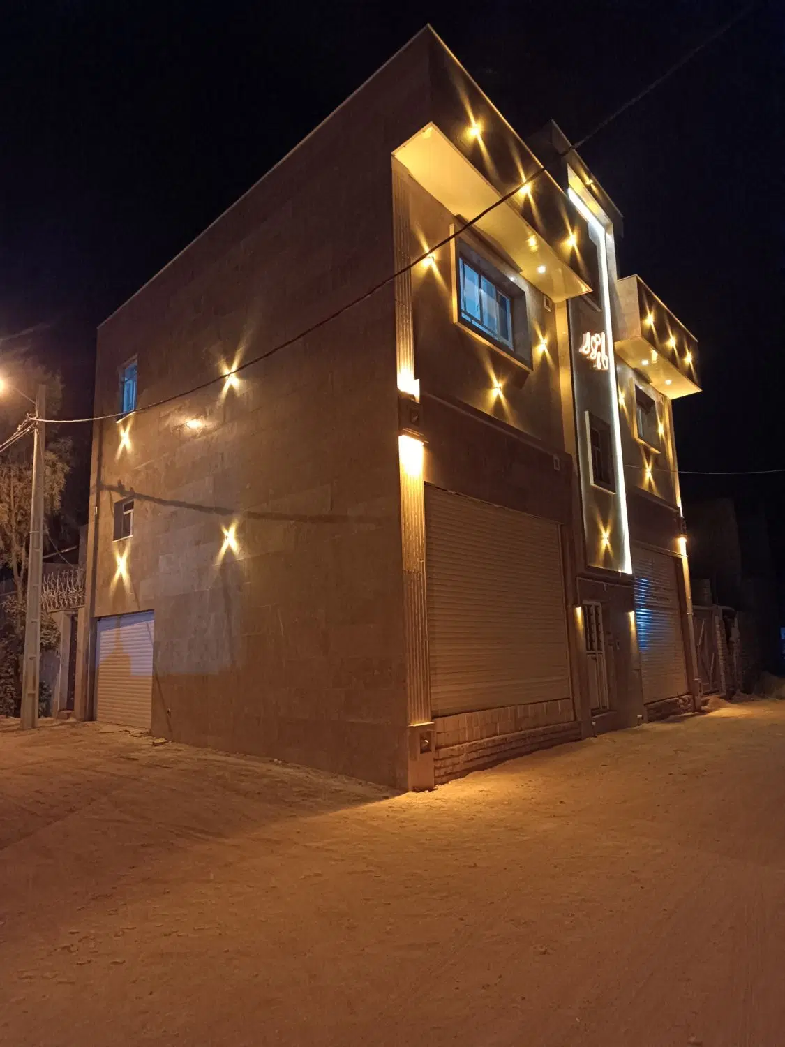 فروش ملک مسکونی در شیراز (ماهفیروزان)