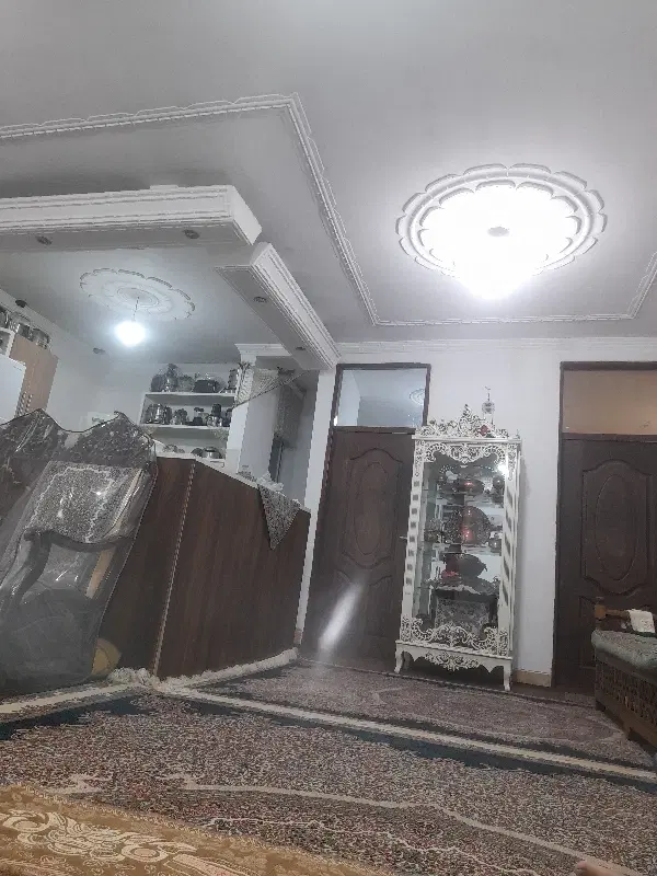 خانه با ۴ واحد بزرگ