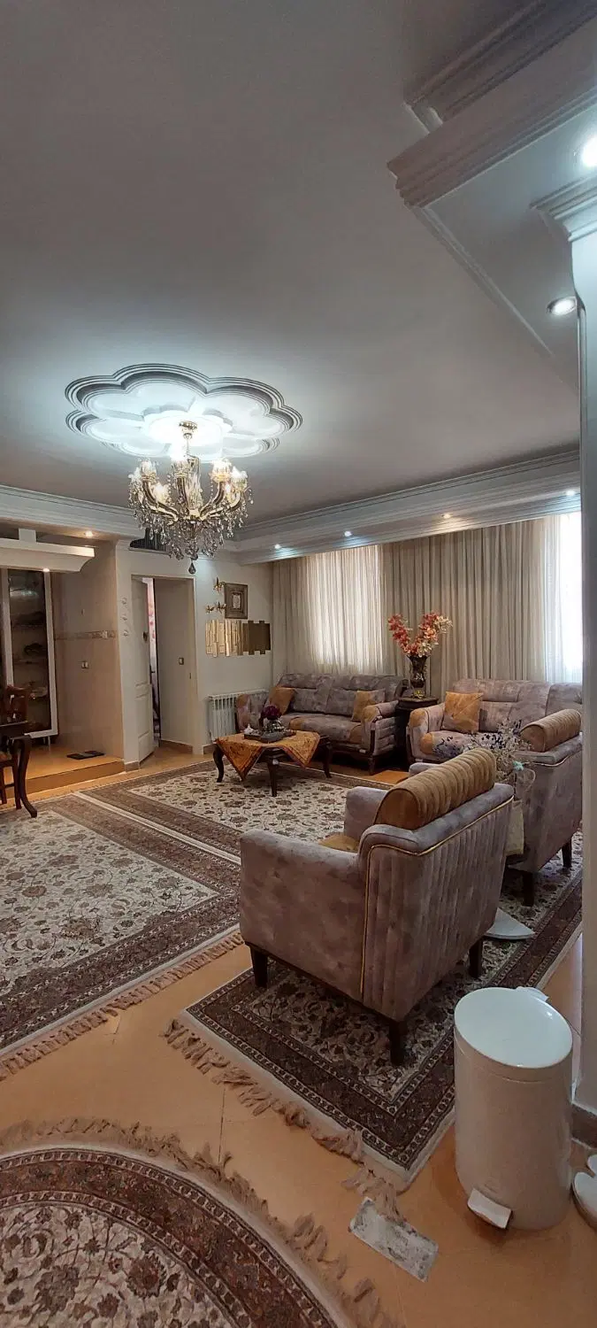 ۷۶ متر ـ بهشتی ـ ۲ خواب ـ پارکینگـ آسانسورـ انباری