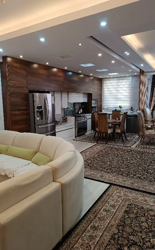 تکواحدی فروشی خیابان پادگان