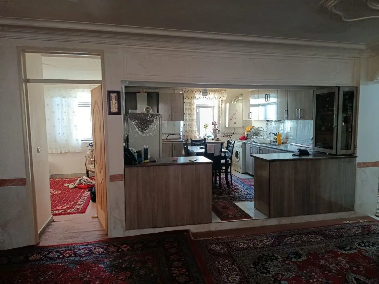 اجاره طبقه سوم ازیک واحد مسکونی