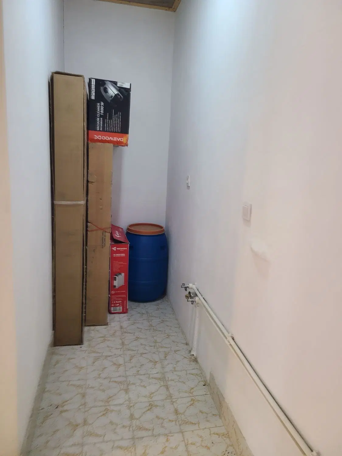 دو دهنه مغازه تجاری جهت انبار با سقف بلند