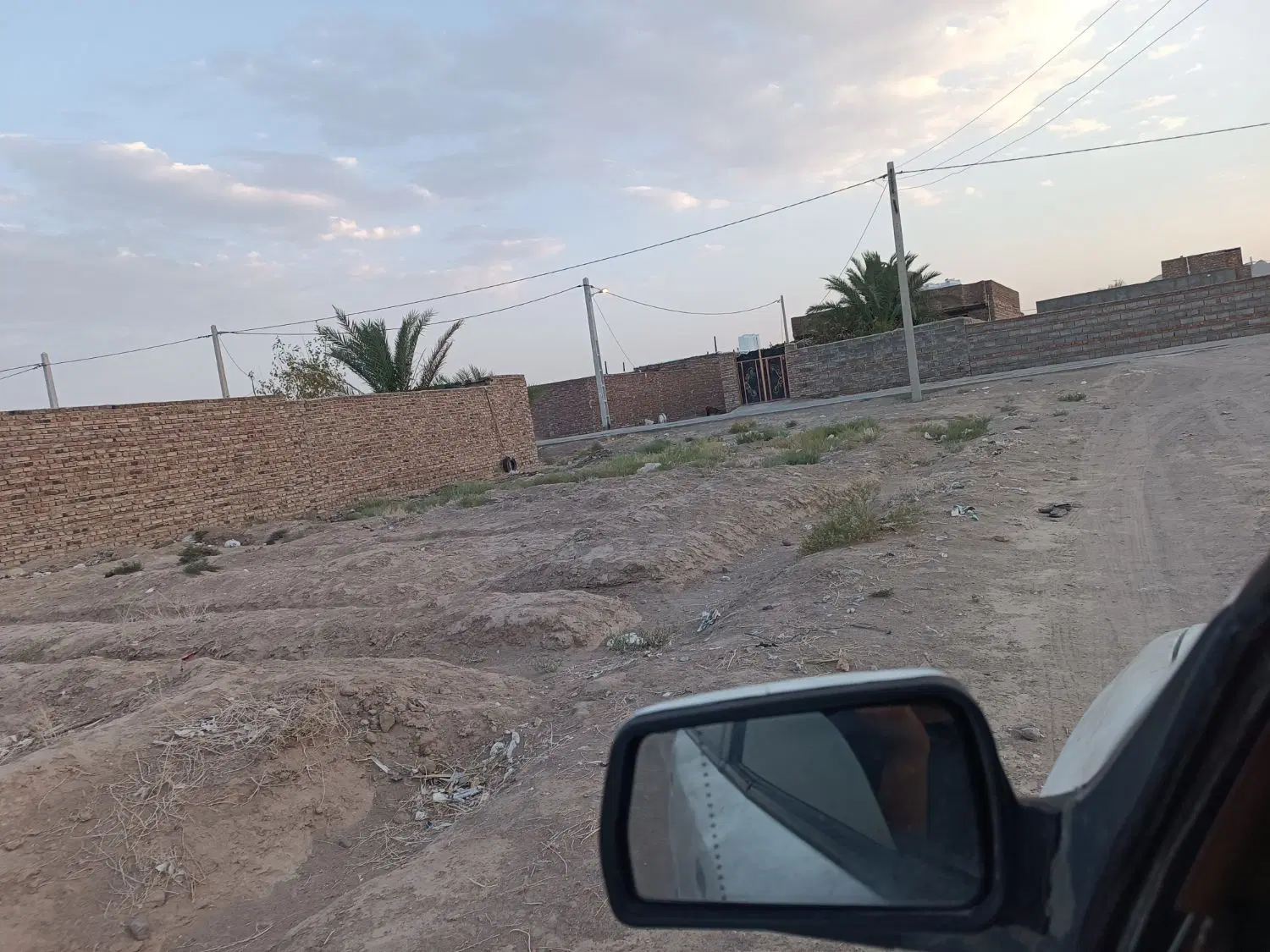 زمین ناصری