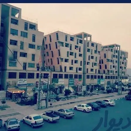فروشی واحد ۸۵ متری
