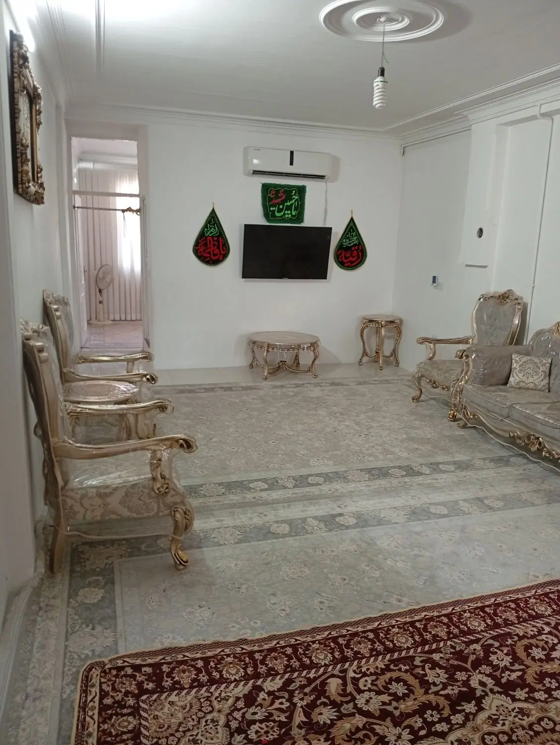 یک واحد آپارتمان مسکونی طبقه+۱