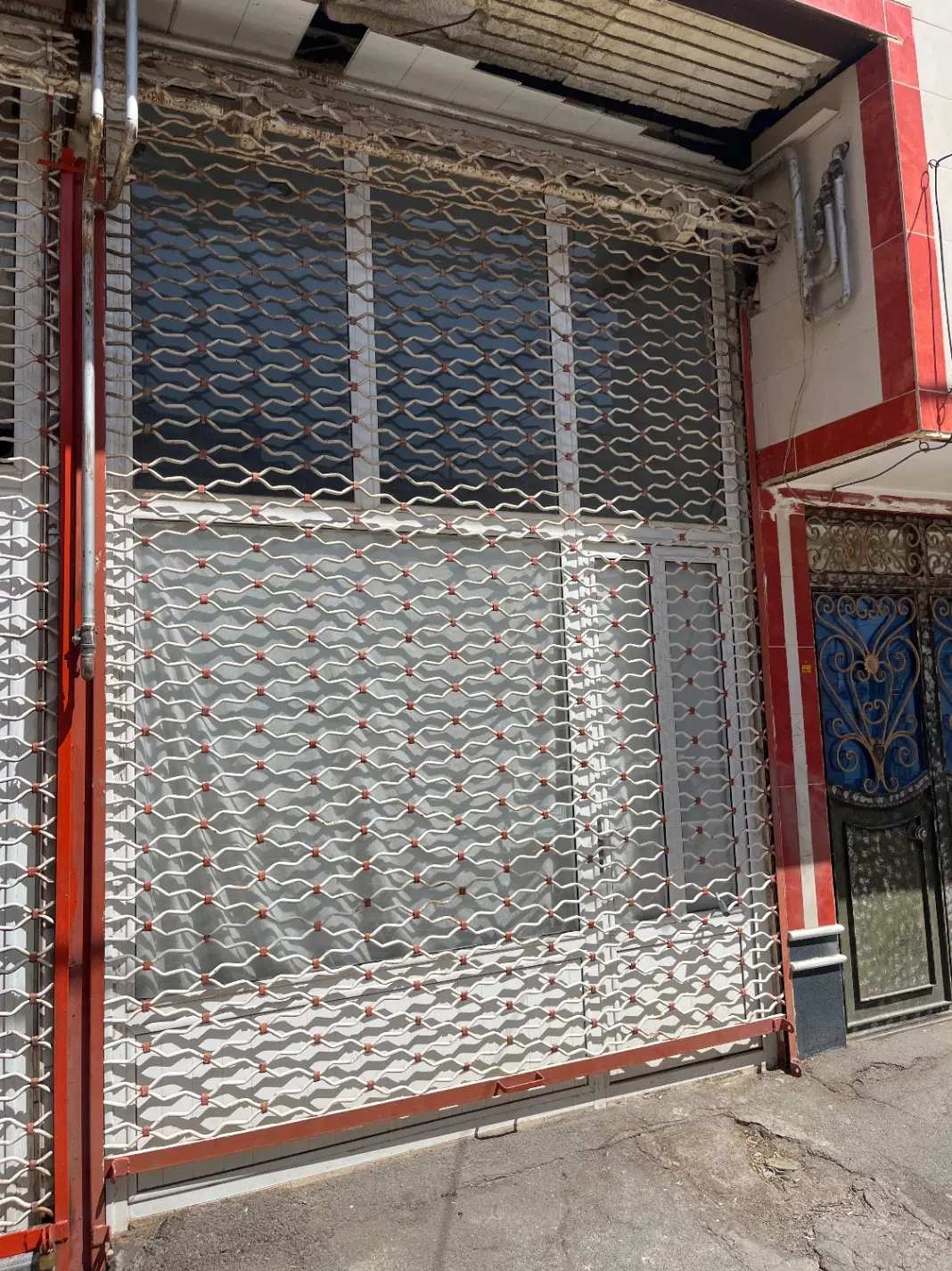 مغازه ۲۴ متری