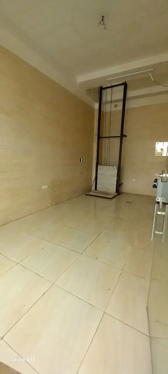 اجاره مغازه ۳۱متری خیابان حججی