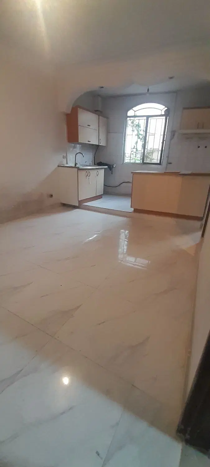 ۴۰ متر طبقه اول کوچه روحانی شرقی