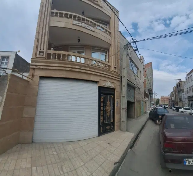 یک پیلوت دو طبقه با دو بهارخواب واقع در گلمغان