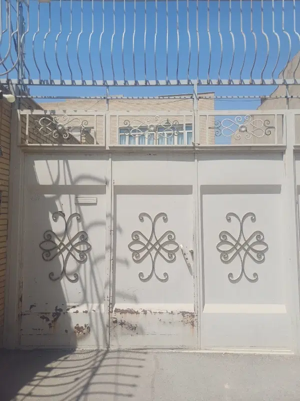 فروش منزل ویلایی سه واحده دربست