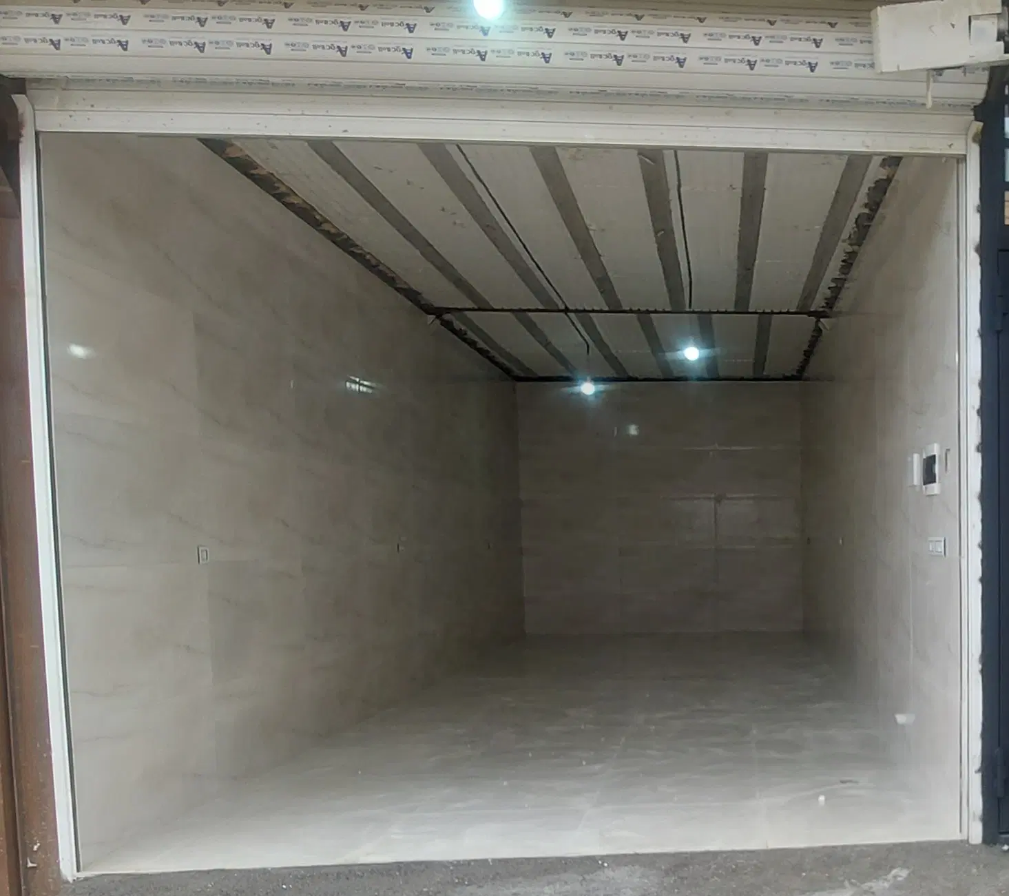 انبار یا پارکینگ اجاره ای۳۴مترمربع