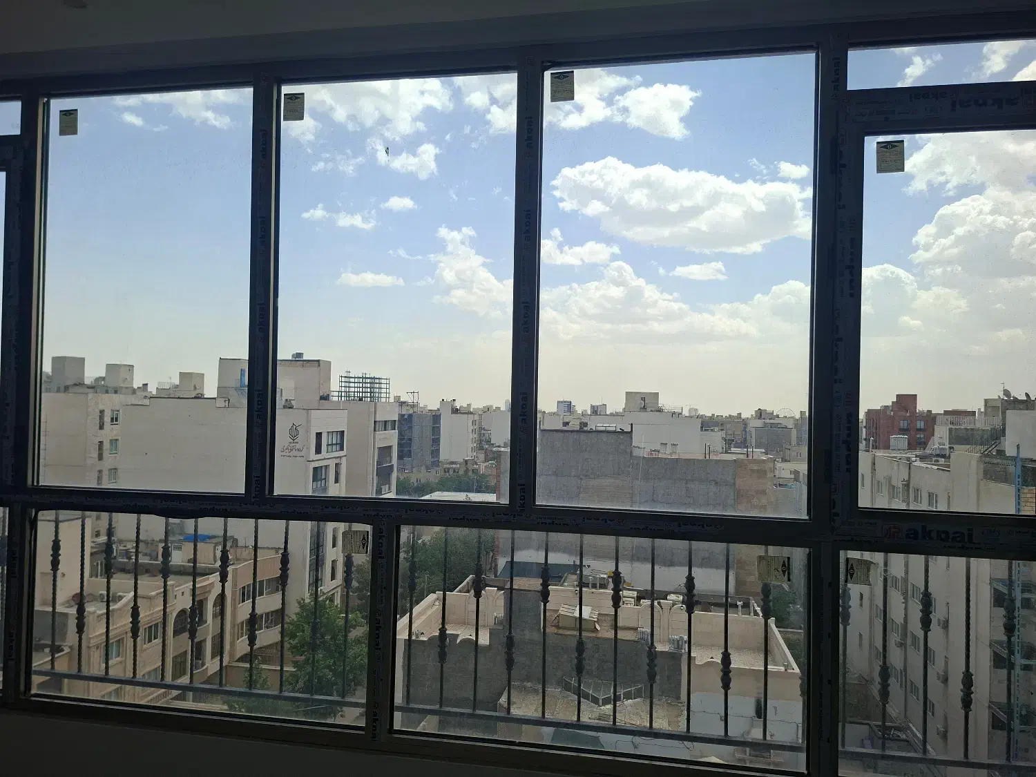 آپارتمان ۲۰۰ متری فرامرز عباسی