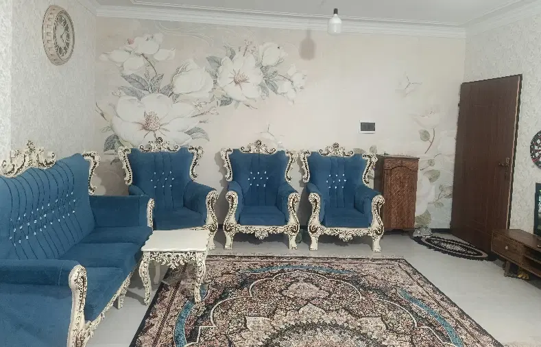 واحد ۷۸ متری طبقه اول روبروی آرش