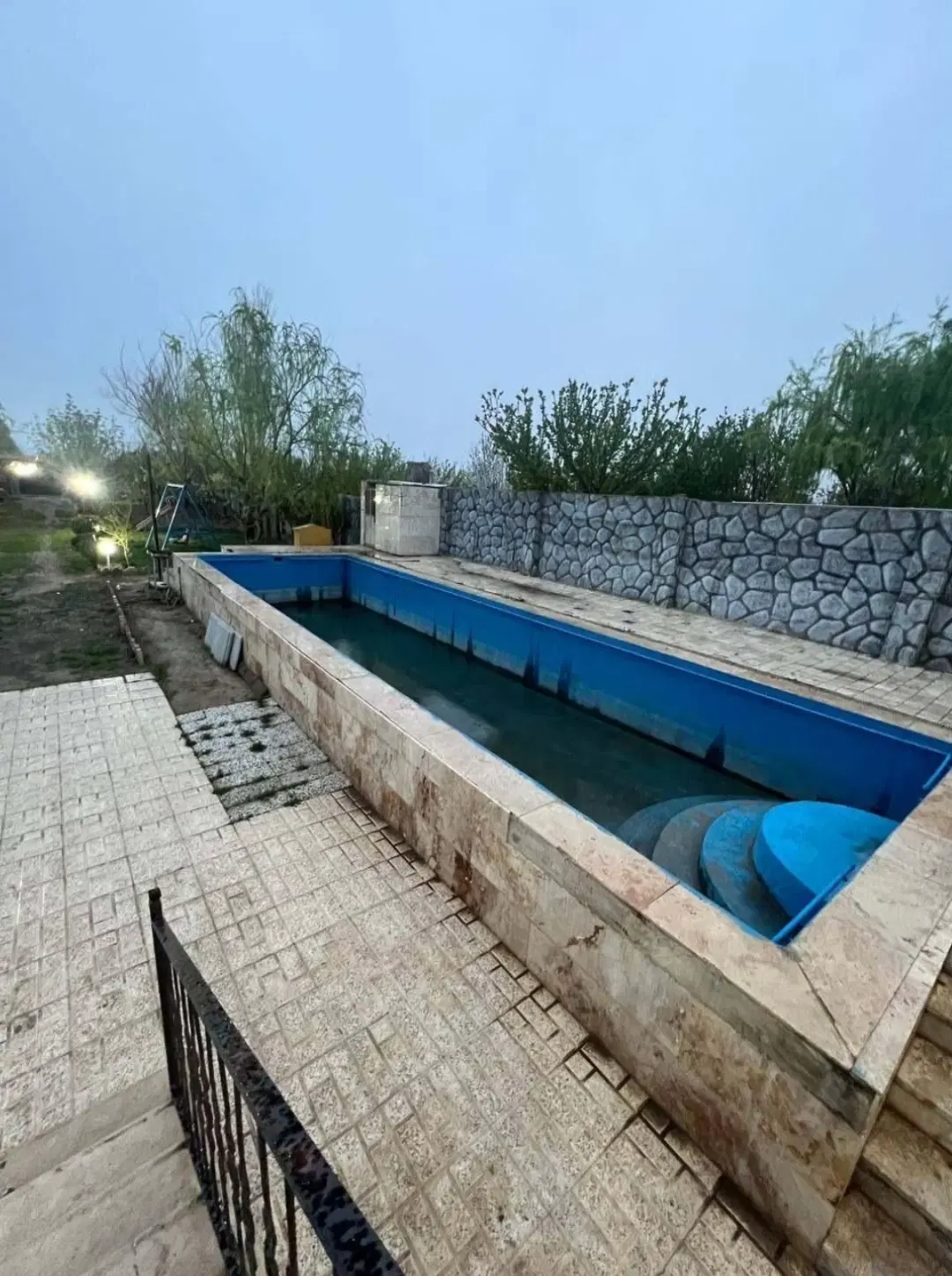 باغ ۲۰۰۰ متری