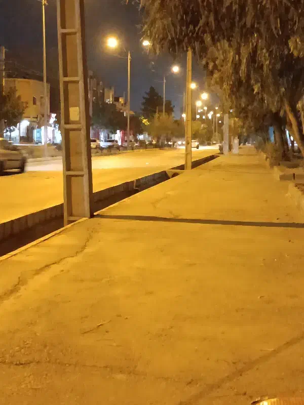 یک قواره زمین برای فروش