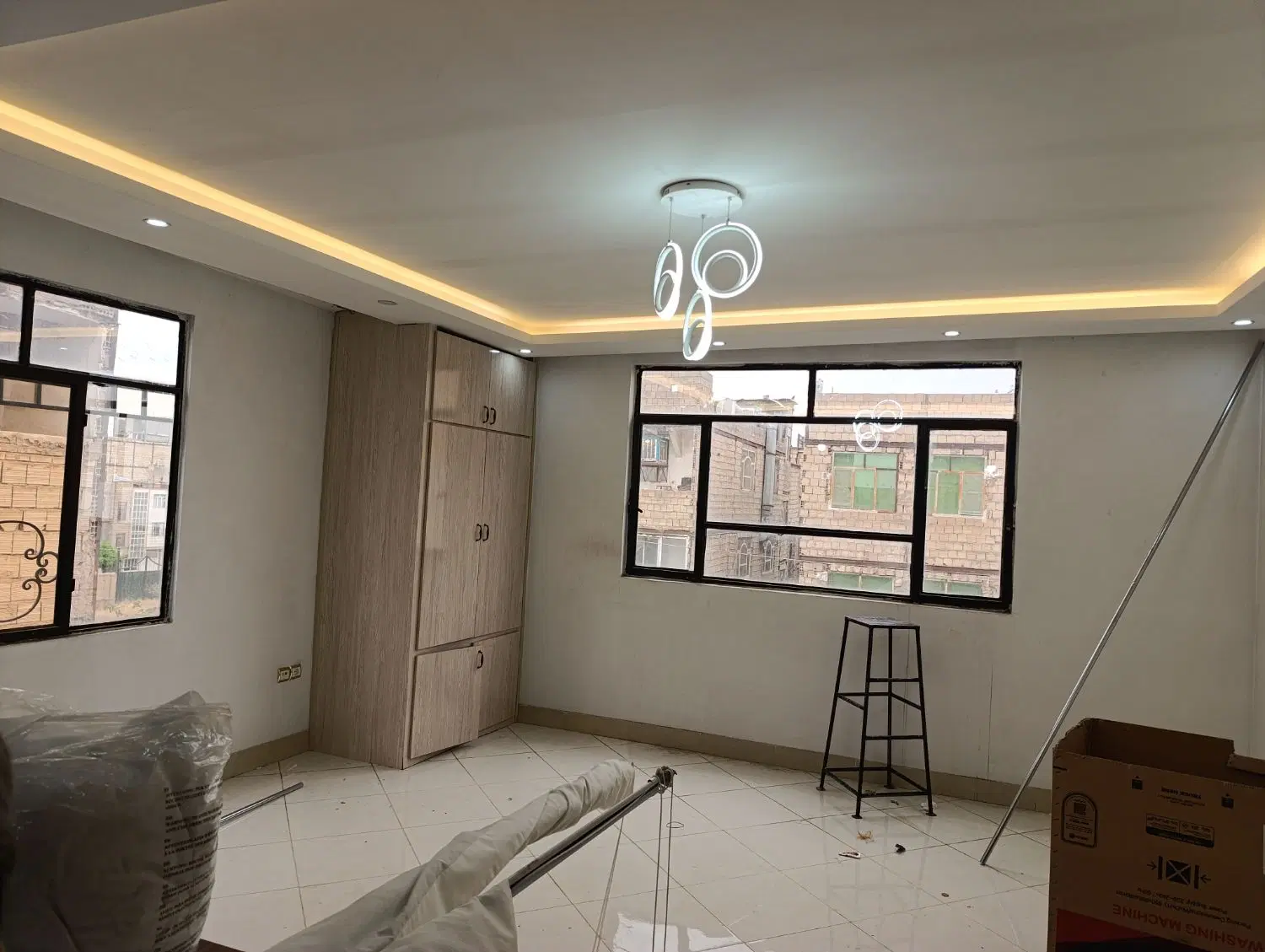 آپارتمان 60متری باز سازی شده در نوید کشاورز