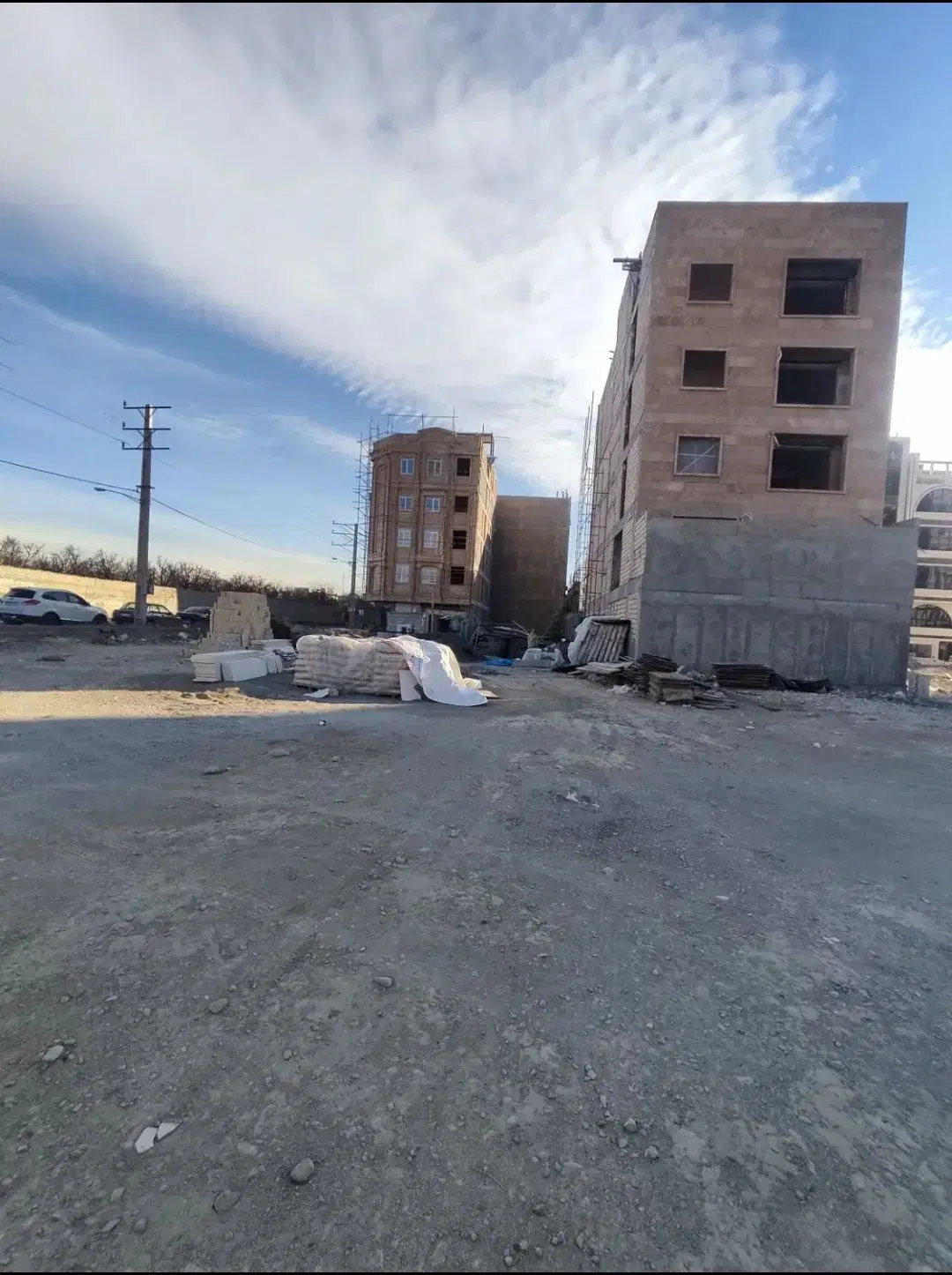 مساحت زمینی ۸در۲۴_۵ بینظیر