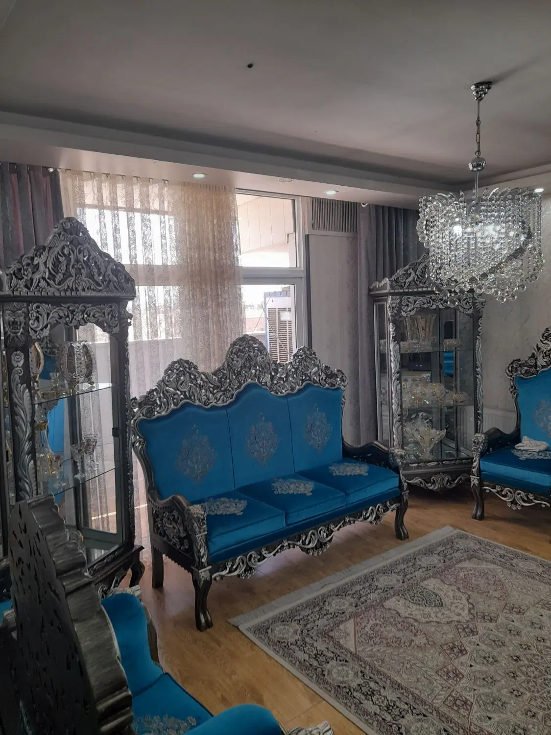 ۱۰۰متر جنوبی طبقه۵ خ آزادی کاوه