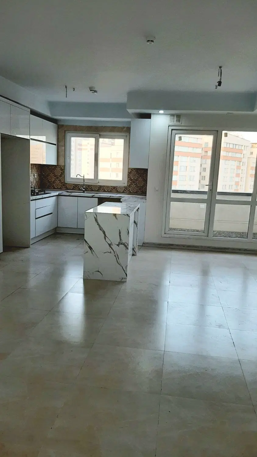 اپارتمان دریاچه برج بهاران ۱۰۶ متر